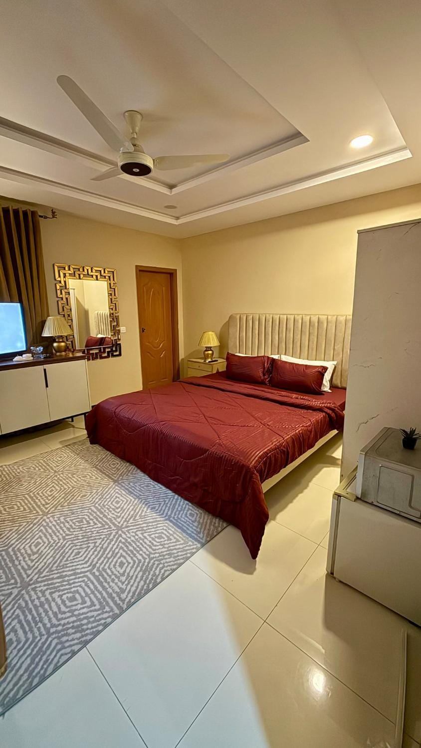 Modern Studio Penthouse in E11 Apartment in Islamabad Capital Territory