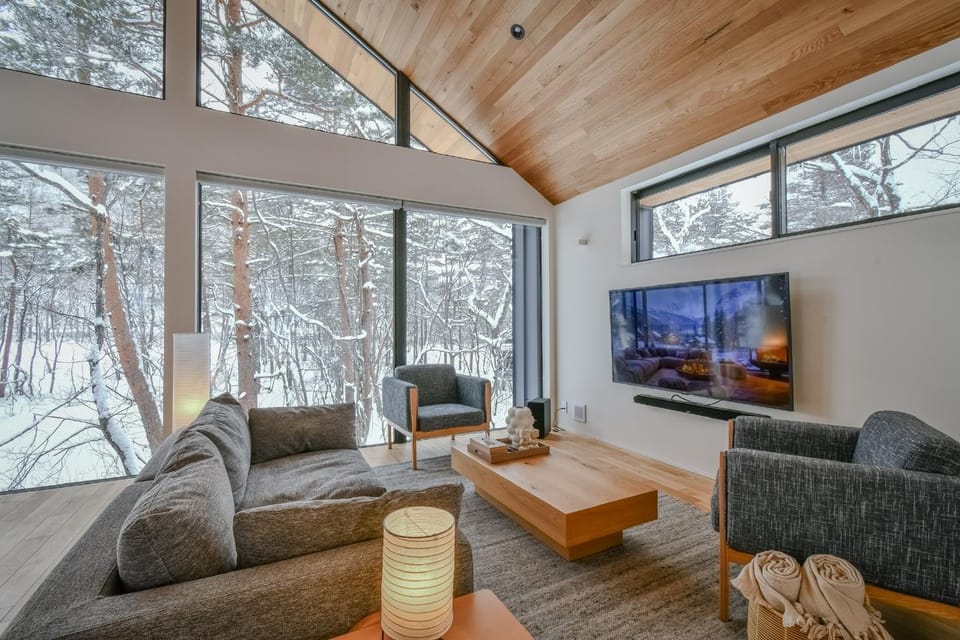 Yasuragi - Sleek modern 3 bedroom ski chalet Chalet in Hakuba