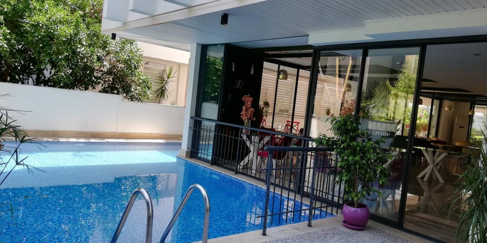 Day, Swimming pool, Swimming pool