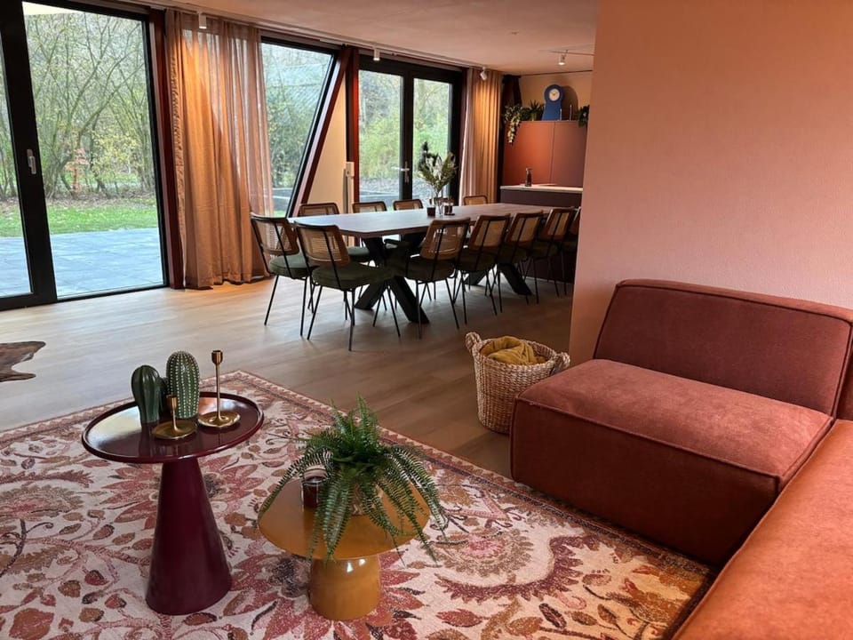 Villa Roos - new cozy location with hottub Villa in Drenthe (province)