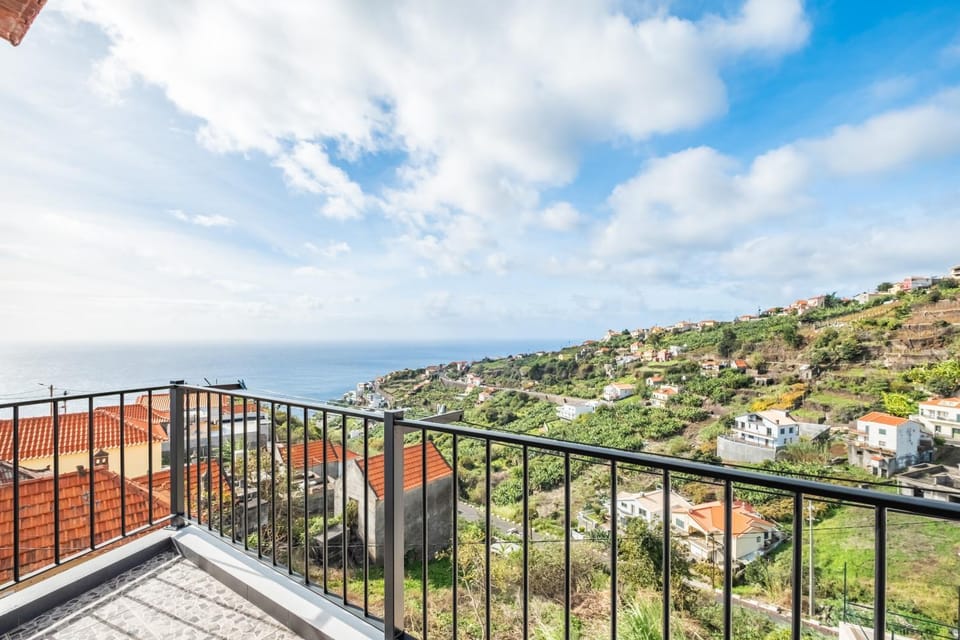 Natural landscape, Mountain view, Sea view