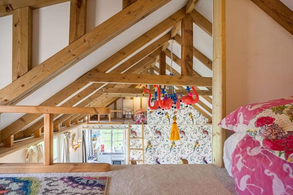 Tiny House in Wonderland Chalet in Horsham District