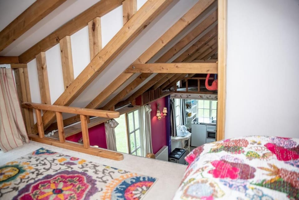 Tiny House in Wonderland Chalet in Horsham District
