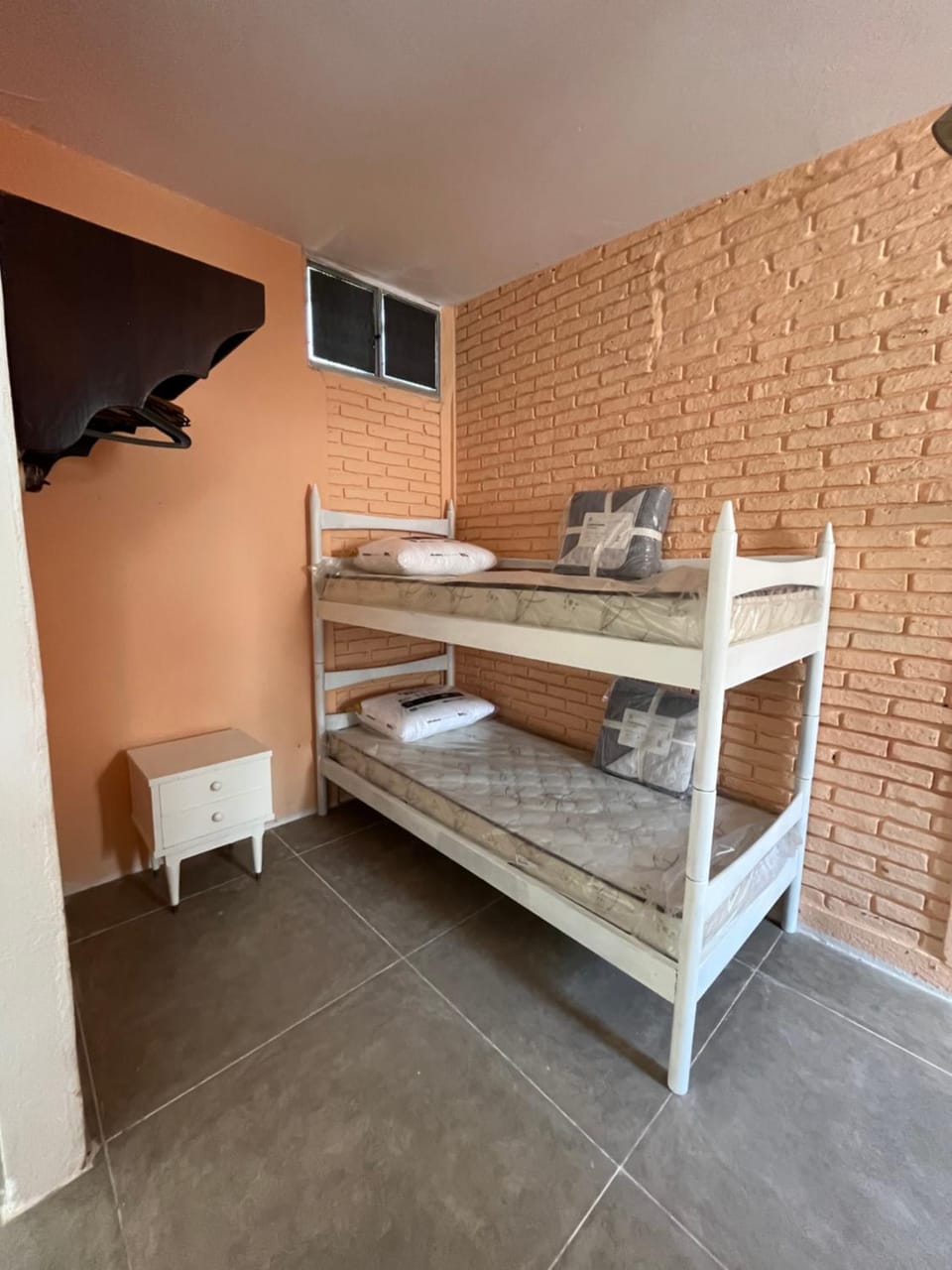 Bed, Photo of the whole room, Bedroom, bunk bed