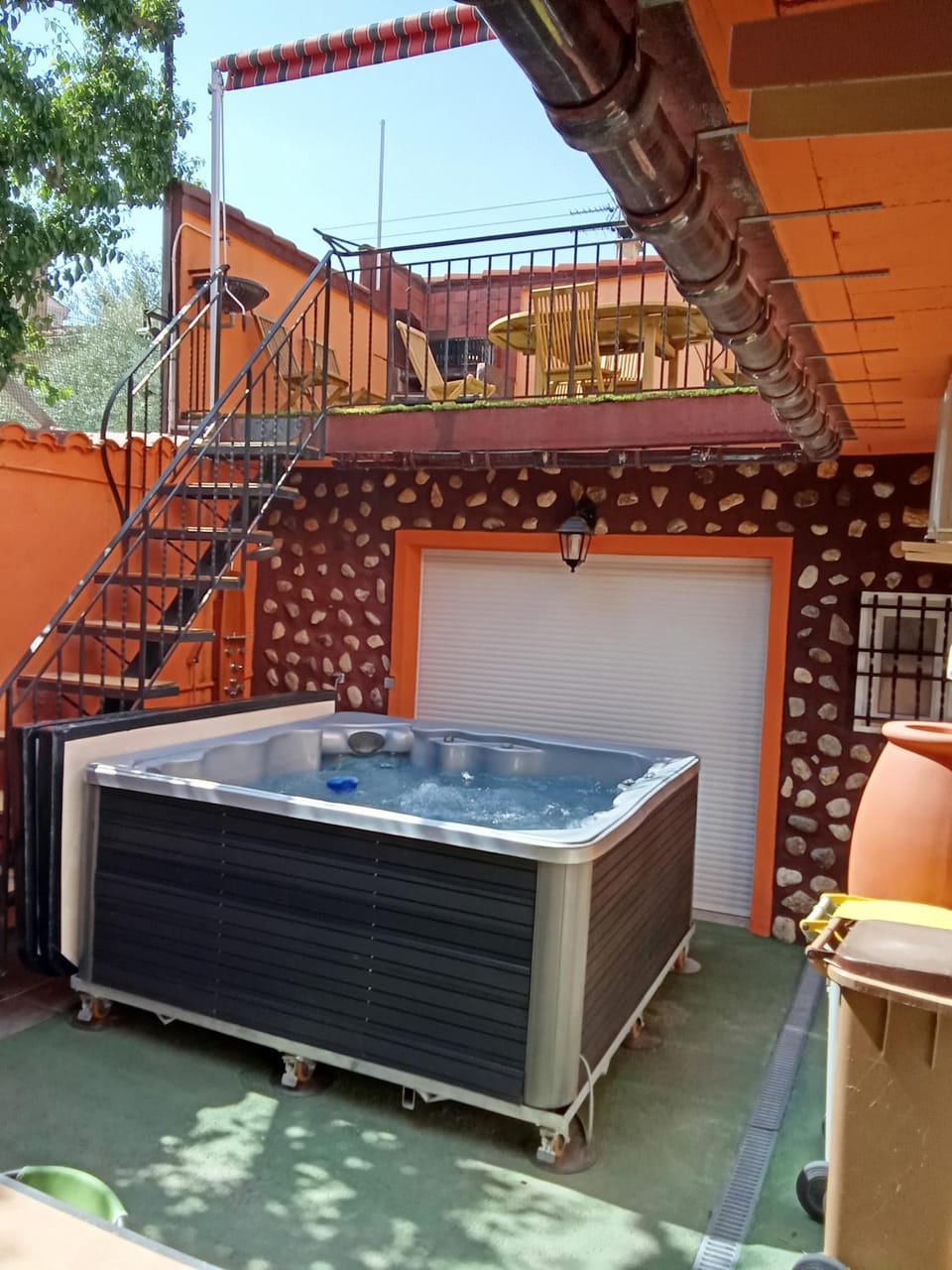 Hot Tub