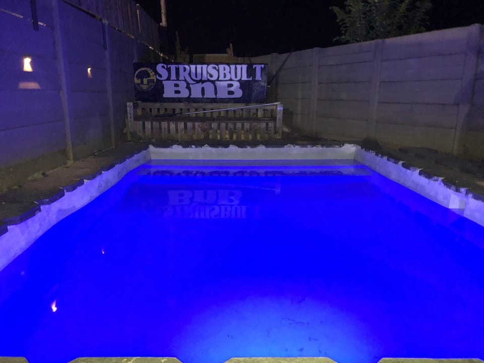 STRUISBULT AirB&B Bed and Breakfast in Gauteng