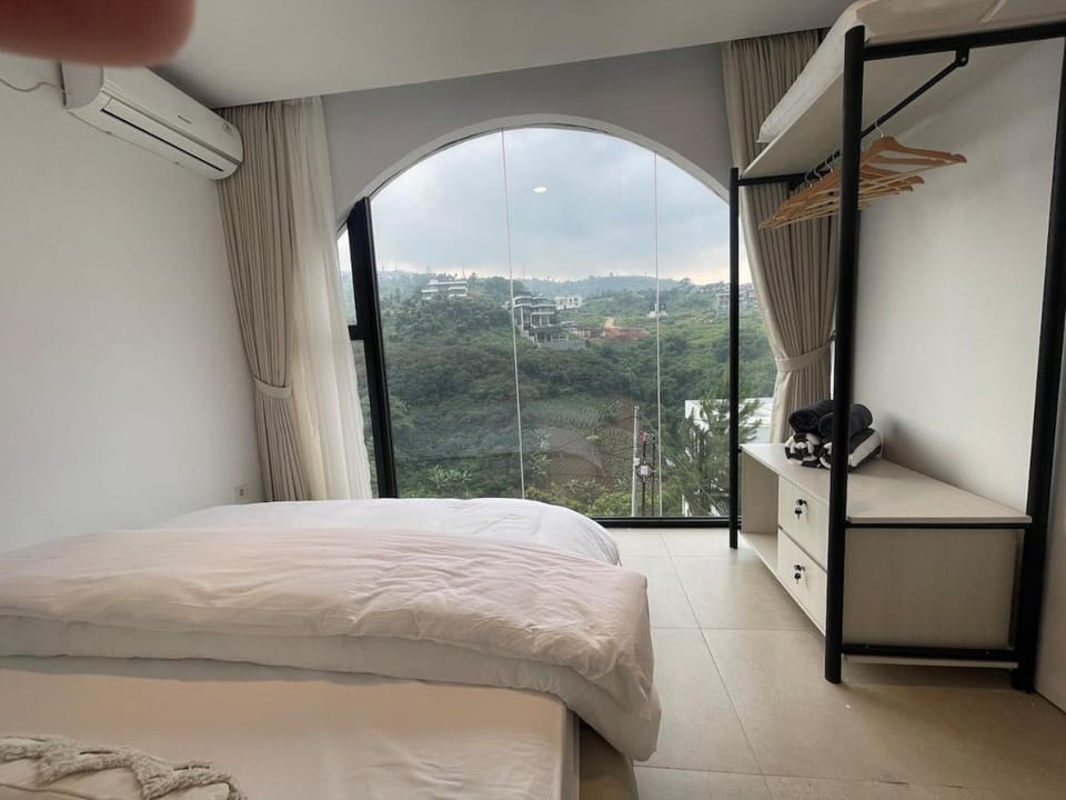 The Palm by Little Bnb Villa in Lembang
