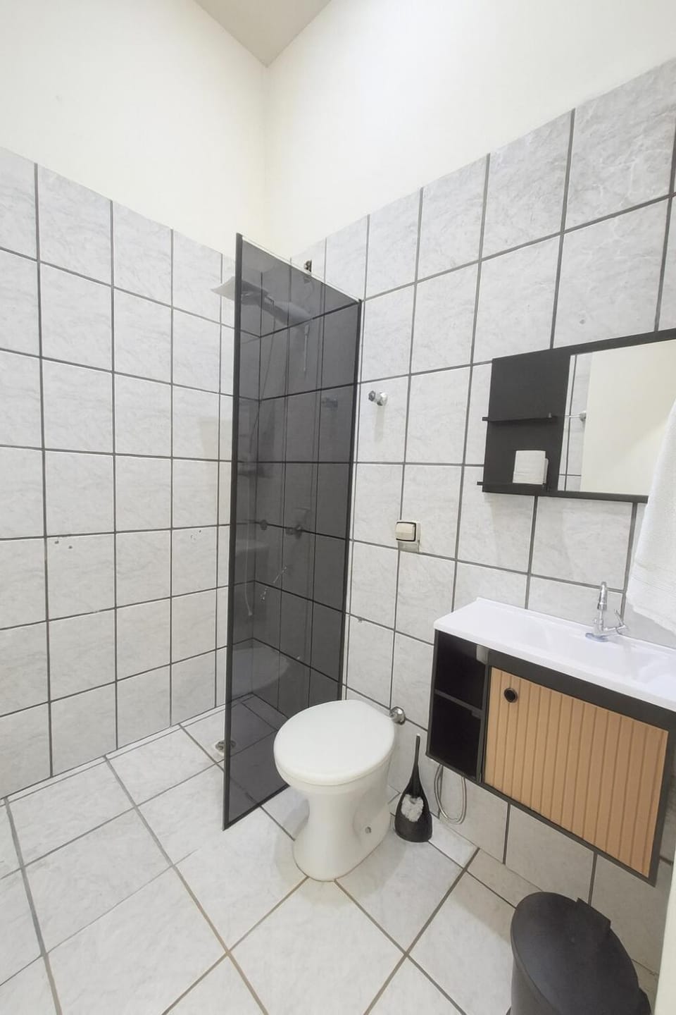 Casa aprox 4 min Sabiazinho, UFU, Madrecor com Garagem, para 6 pessoas House in Uberlândia