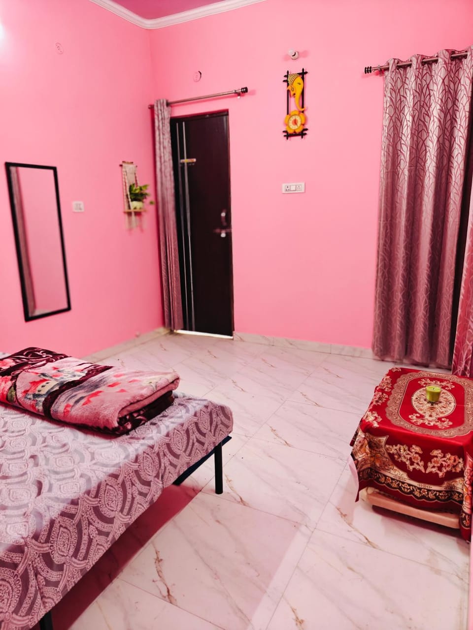 Meena ka Ghar Apartment in Uttar Pradesh