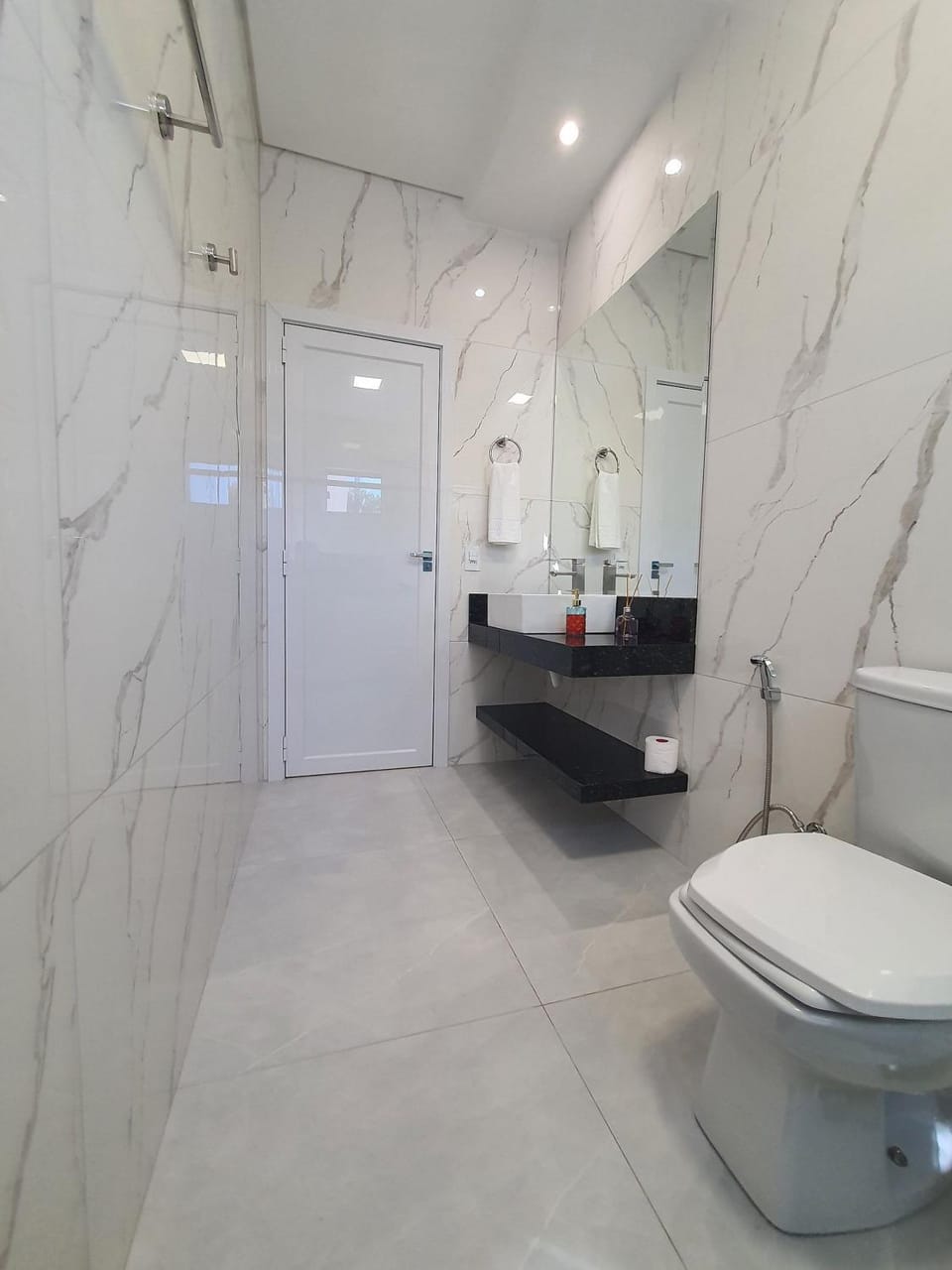 Shower, Toilet, Bathroom, bidet