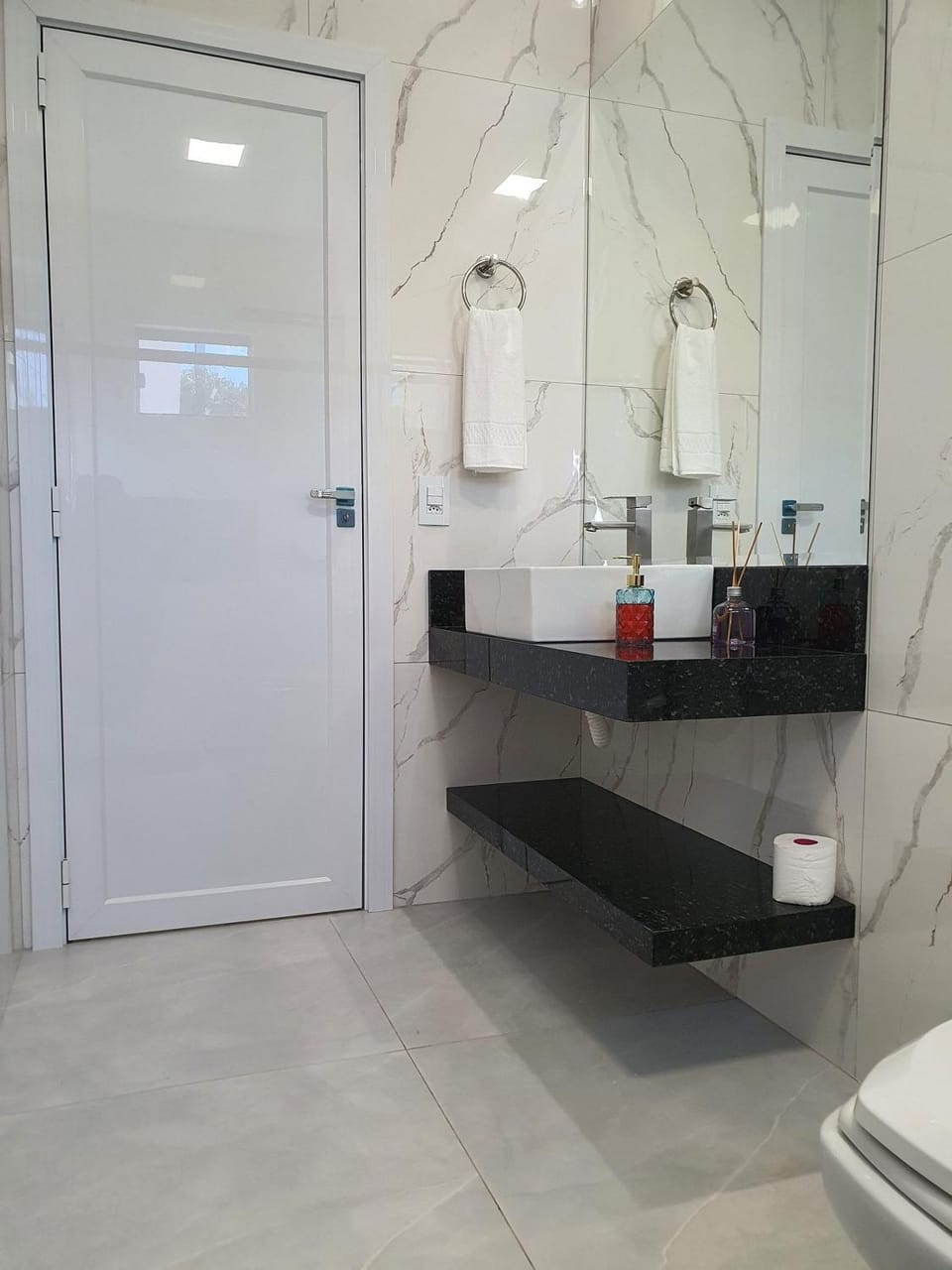 Toilet, Bathroom