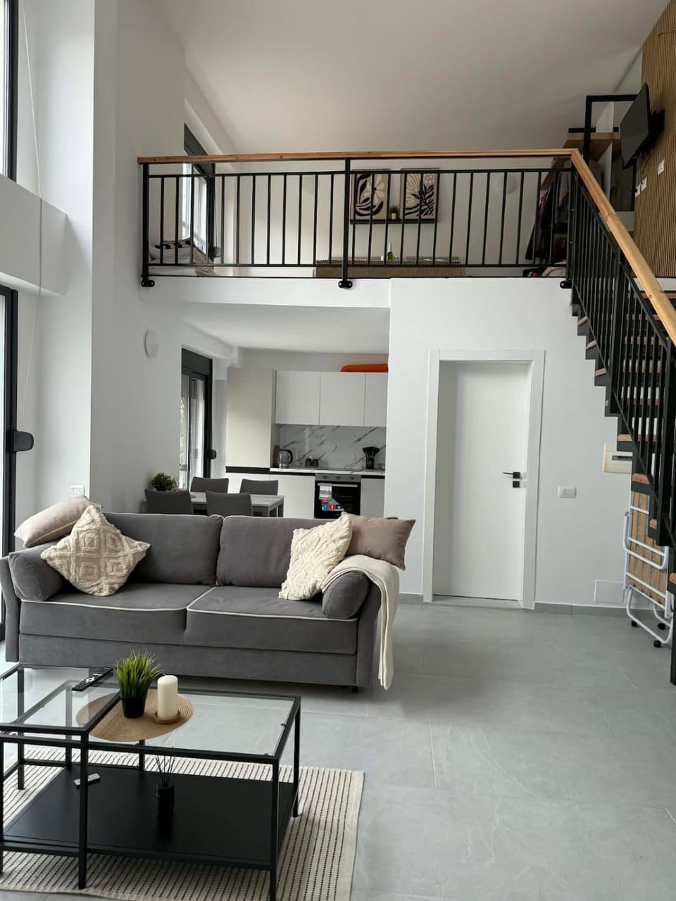 Kitchen or kitchenette, Living room, Seating area