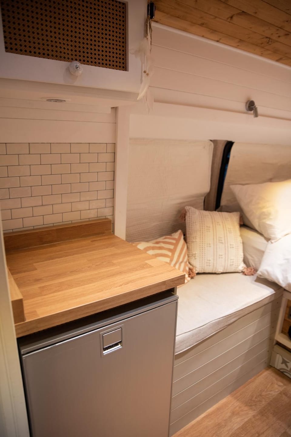 Kitchen or kitchenette, Seating area