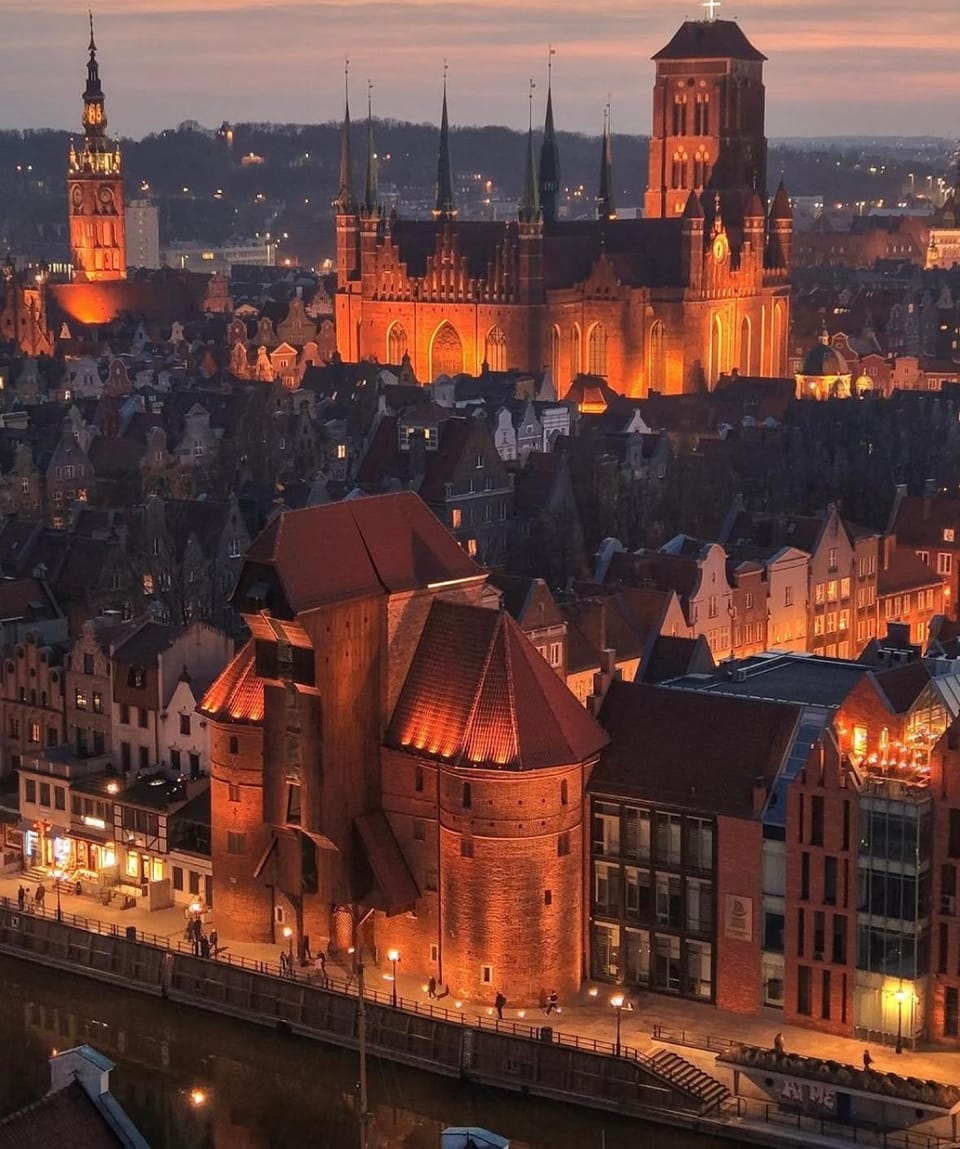 La Catedral - ZEN Garden Apartment with Private Sauna & Jacuzzi, Old Town Gdansk Apartment in Gdansk
