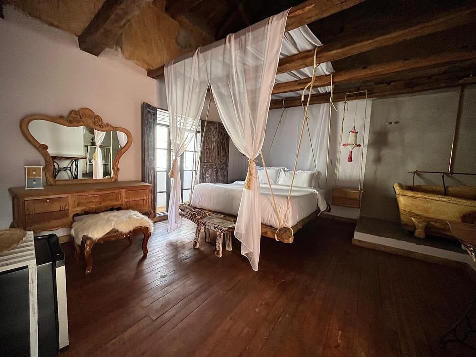 Photo of the whole room, Bedroom, Bath