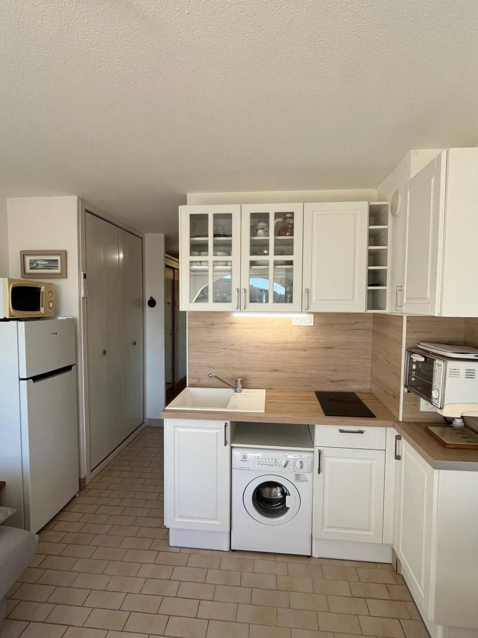593 Studio 4 pers Port Soleil vue piscine Apartment in Agde