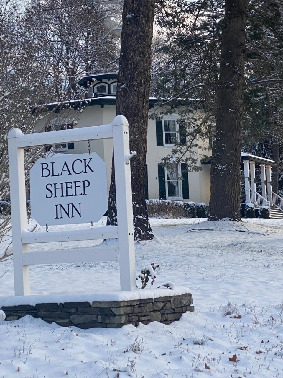 Black Sheep Inn Bed and Breakfast in Finger Lakes