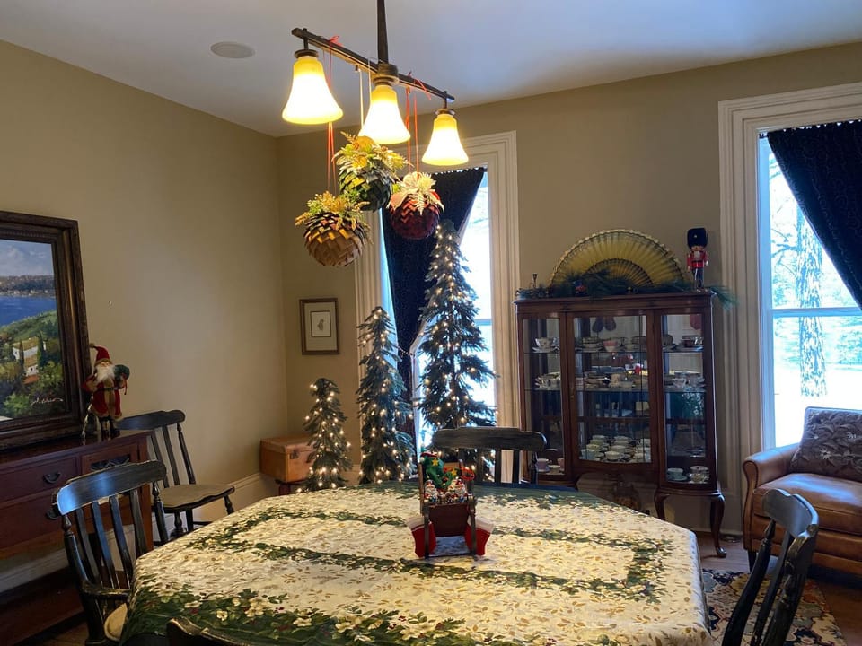 Black Sheep Inn Bed and Breakfast in Finger Lakes