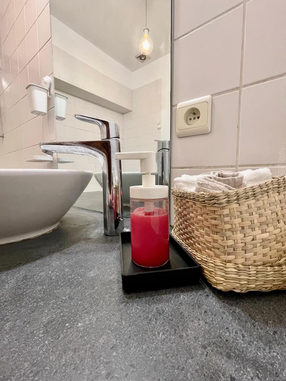Bathroom, towels