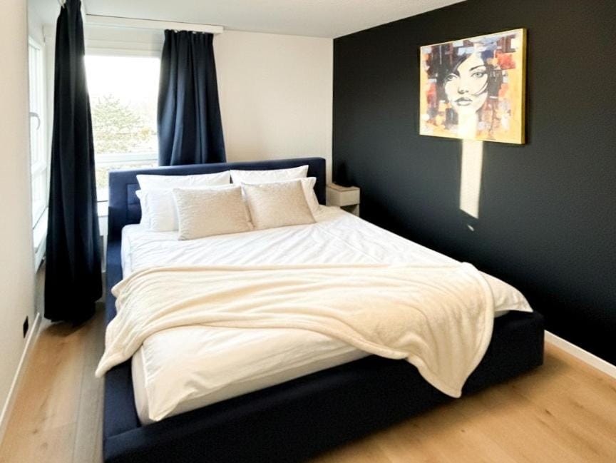 Cozy Escape 3BR I 20 min to Zurich center l 2 Free Parking I View Apartment in Nidwalden