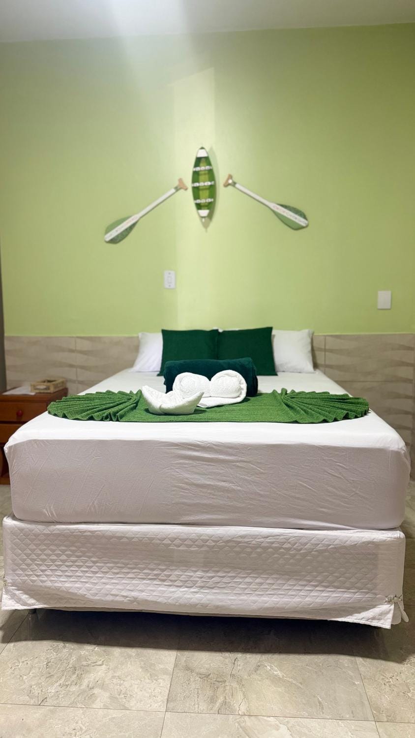 Shower, Toilet, Bed, Bedroom, Breakfast, Family, flat iron, furniture, hair dryier, internet, locker, minibar, air conditioner