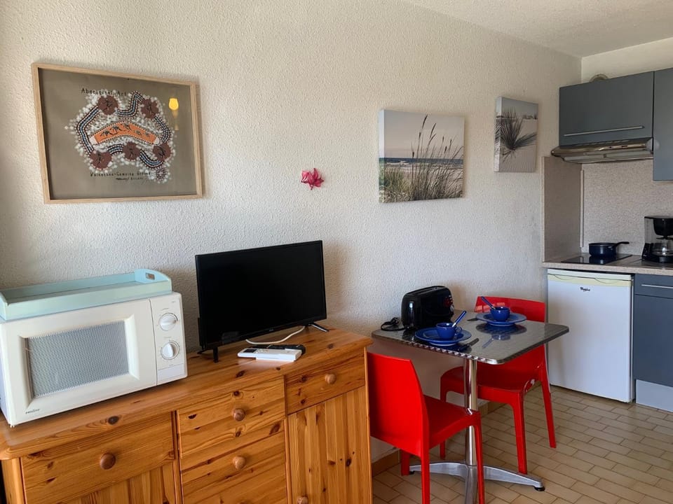 297 Studio 4 pers Port Soleil vue piscine Apartment in Agde