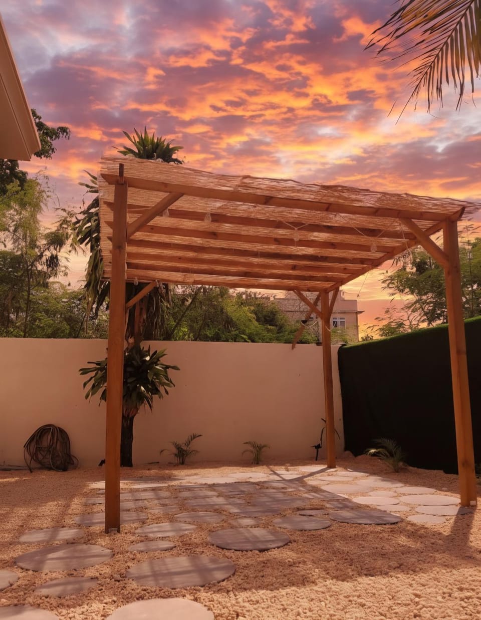 Patio, Night
