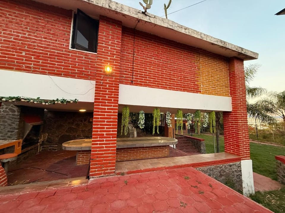 IPGO Una casa para relajarse House in Santiago de Queretaro