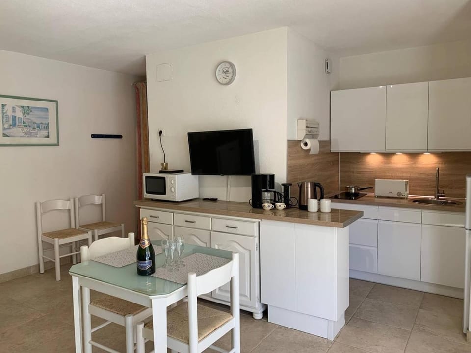 675 Appartement avec grand jardin 2 pers PORT SOLEIL Apartment in Agde