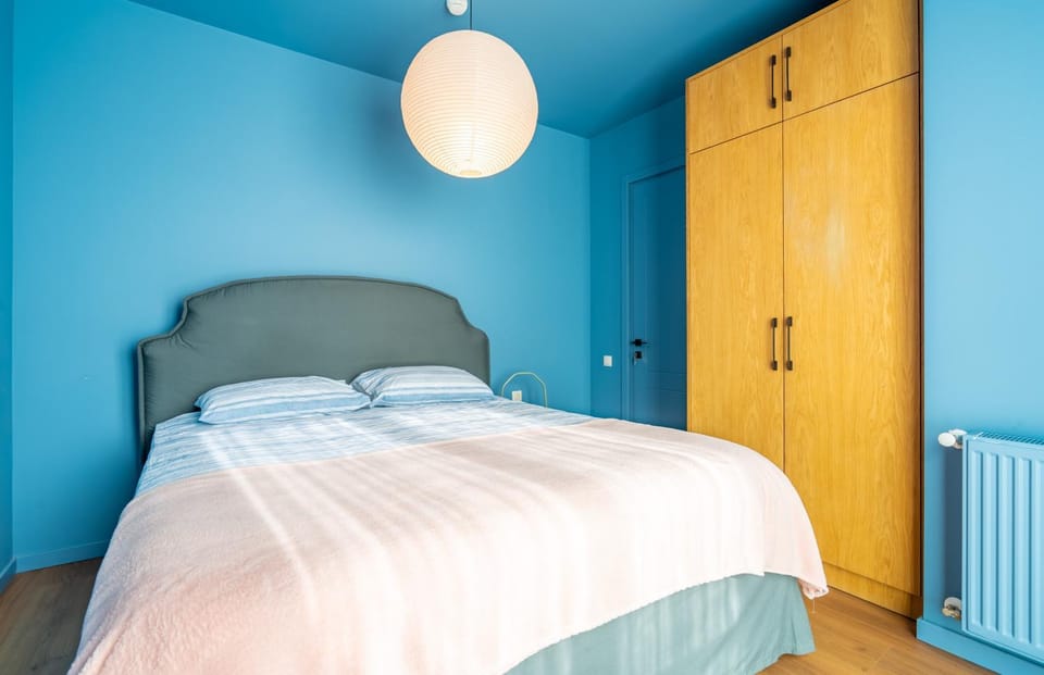 Bed, Photo of the whole room, Bedroom, wardrobe