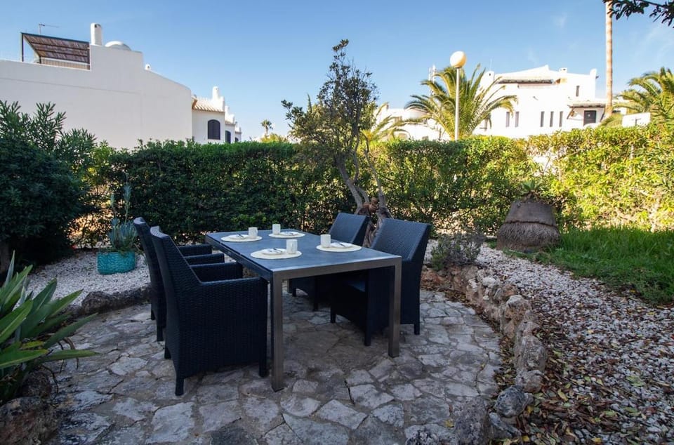 Luxury apartment with garden in Algarve Apartment in Porches