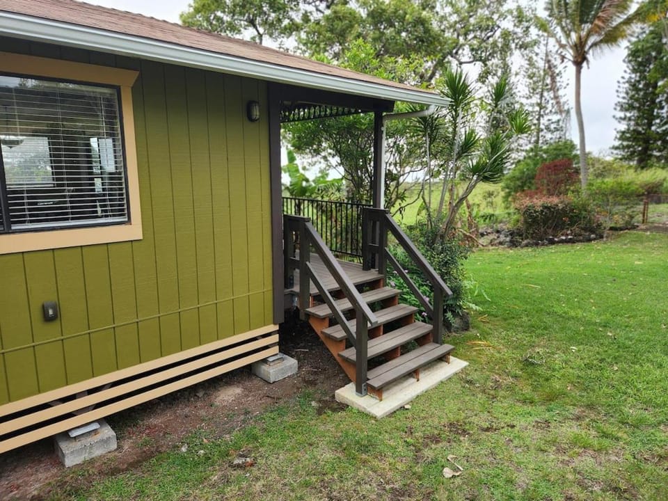 Property building, Natural landscape, Garden, Garden view