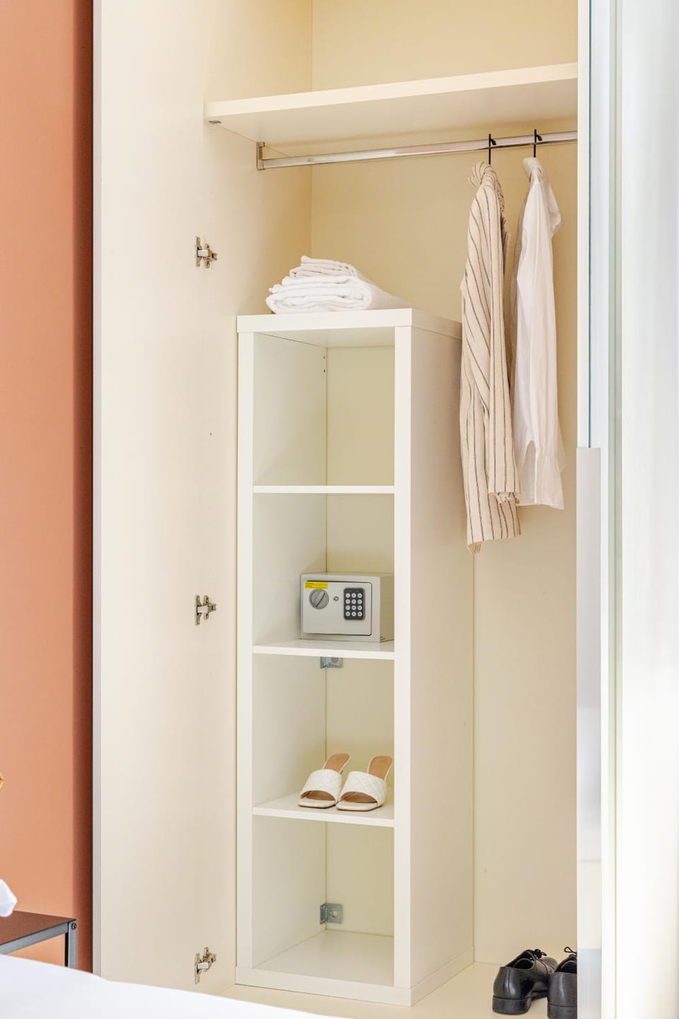 safe, wardrobe