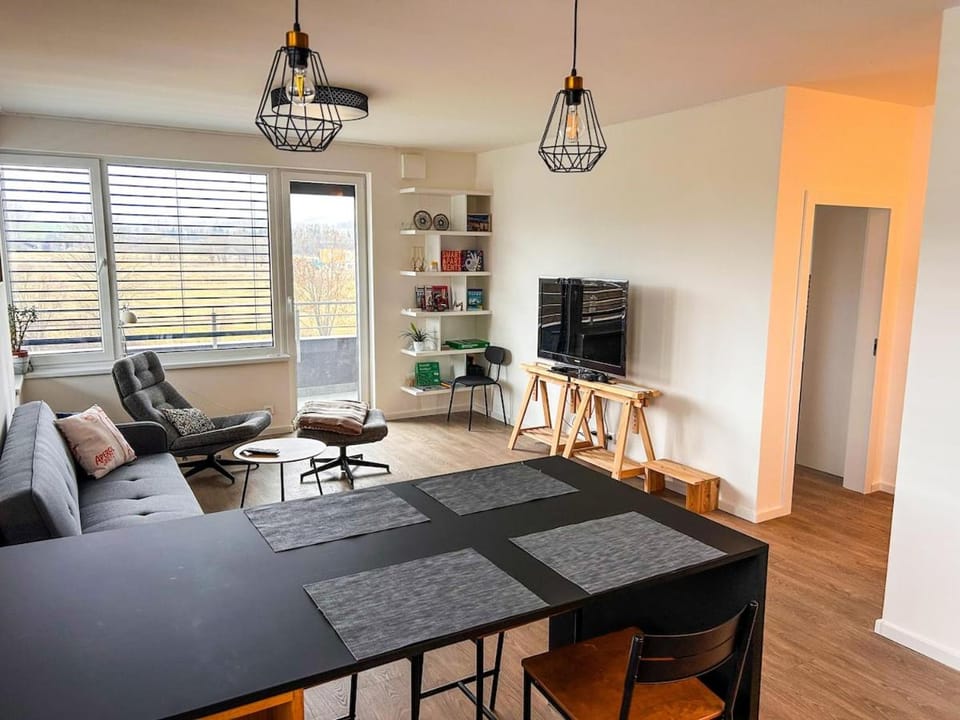 TV and multimedia, Living room, Dining area