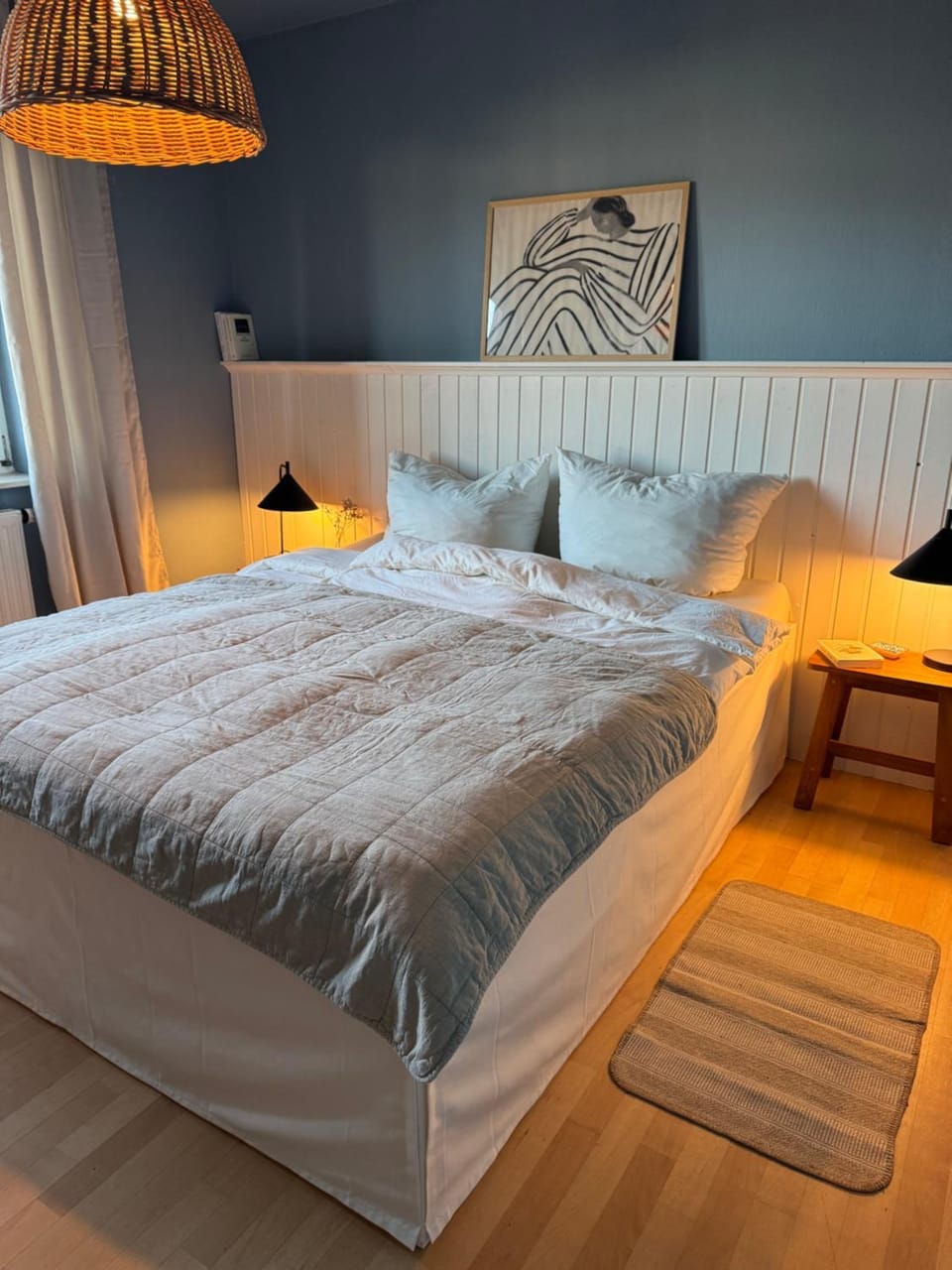 Bed, Photo of the whole room, Bedroom