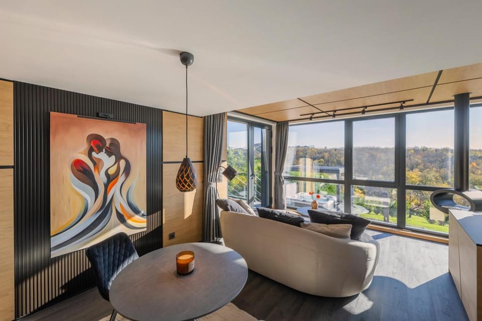 Living room, Mountain view