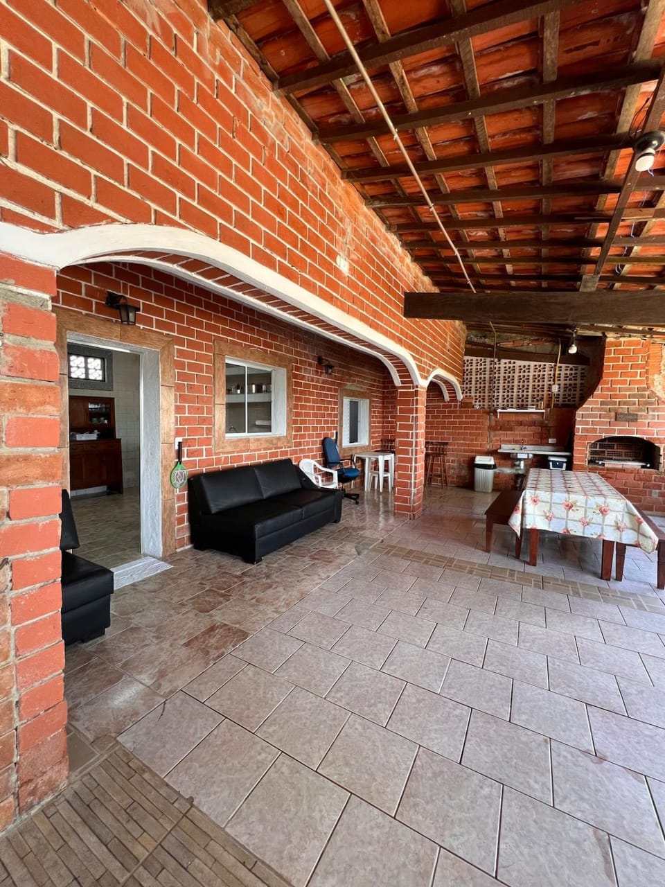 Casa de praia em Bertioga muito espaçosa House in Bertioga