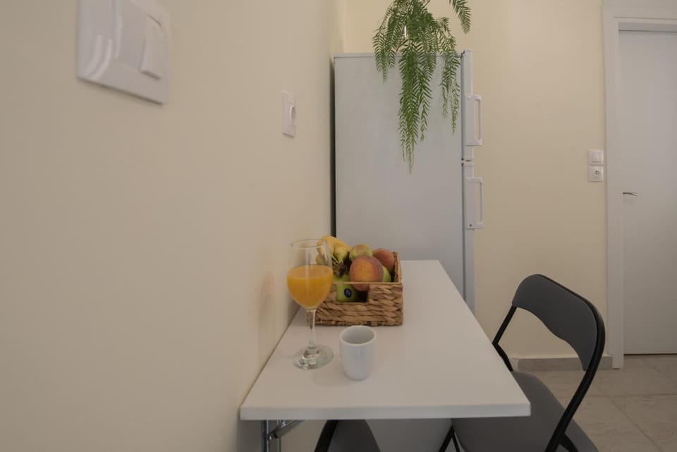 ANDIE Athens Keramikos Apartment in Athens