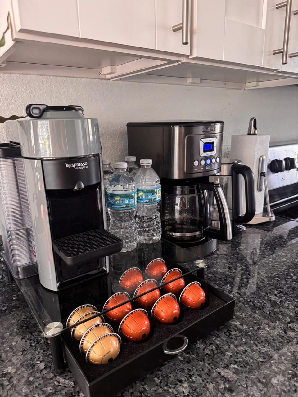 Coffee/tea facilities, Kitchen or kitchenette, Food and drinks