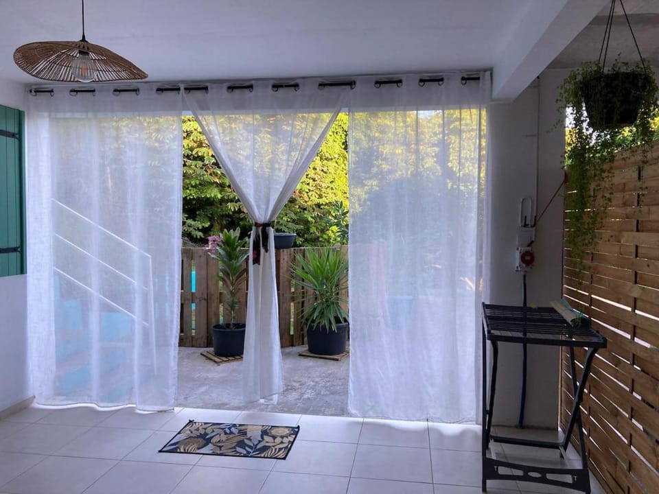 Patio, Garden view