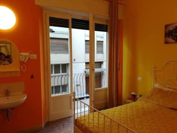 pisa train station hostel Hostel in Pisa