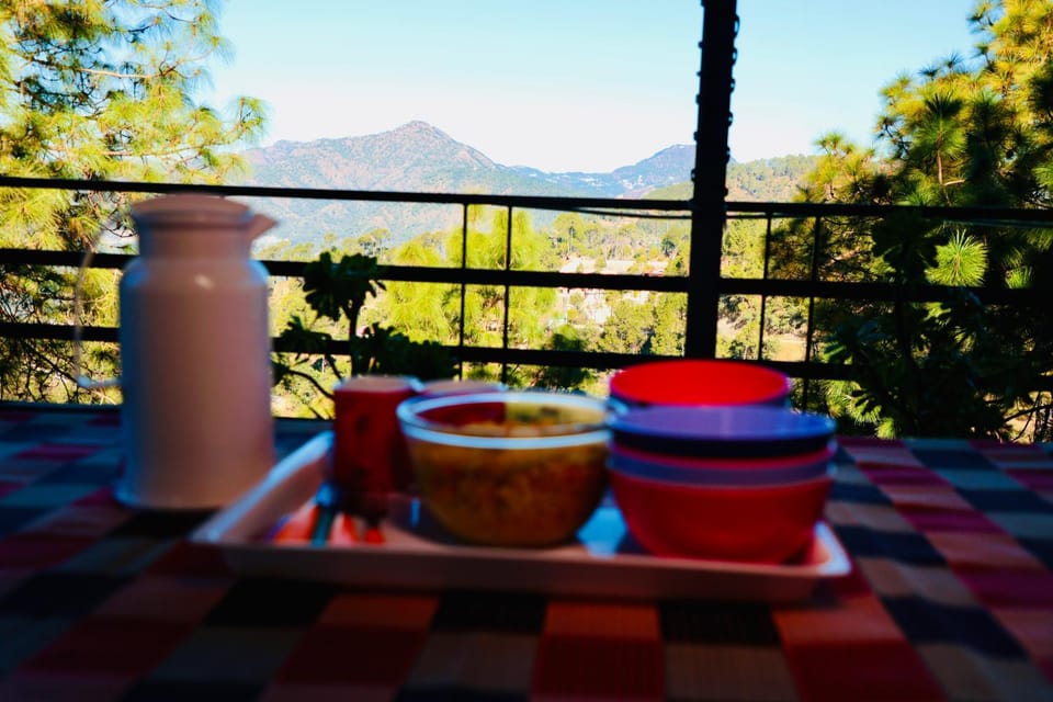 Natural landscape, View (from property/room), Balcony/Terrace, Food, Mountain view