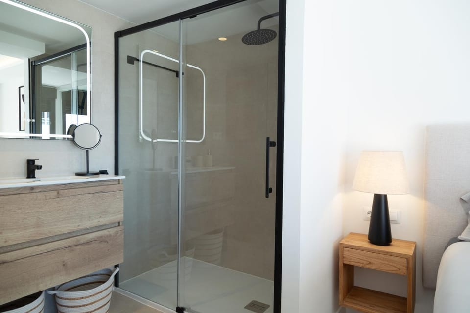 Shower, Bathroom