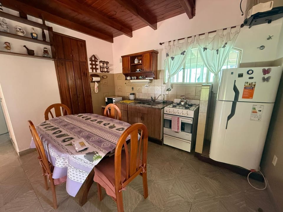 CASA El CORRALÓN House in Buenos Aires Province
