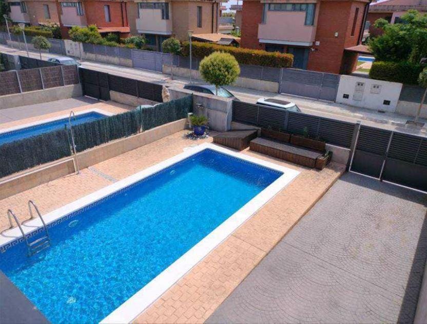 Pool view, Swimming pool