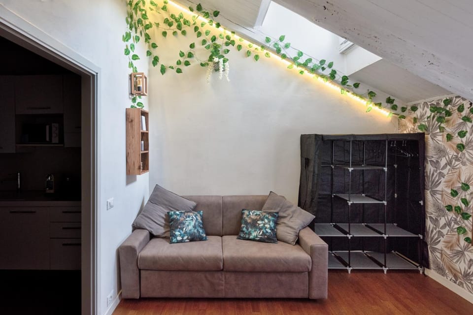 Living room, Decorative detail