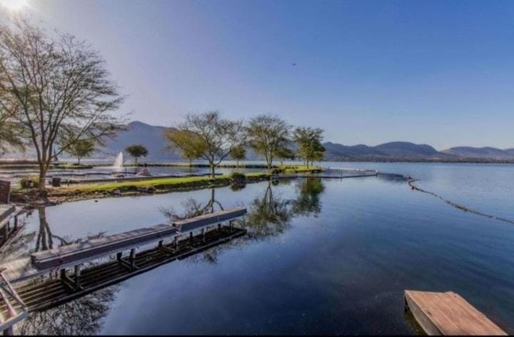 Pecanwood 4BR Waterfront Villa Hartbeesport Dam with Pool & Solar Villa in Gauteng