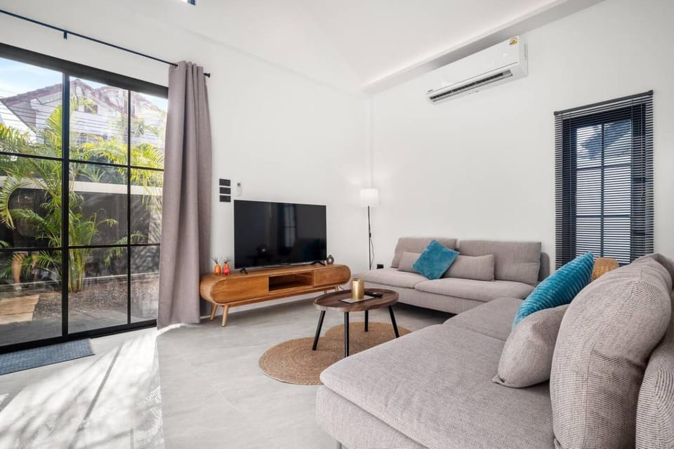 Modern Zen Oasis in Phuket House in Rawai