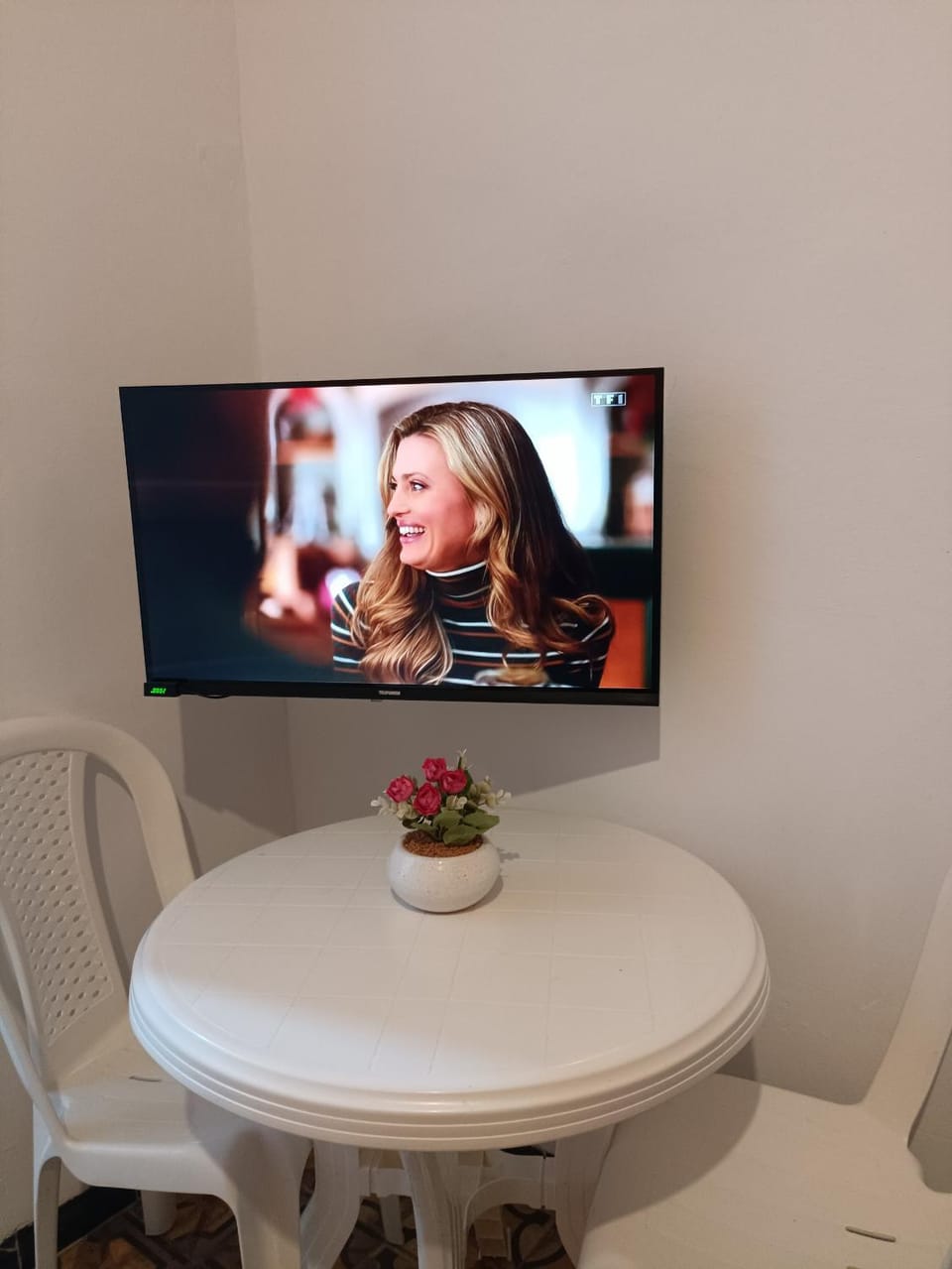 TV and multimedia, Dining area