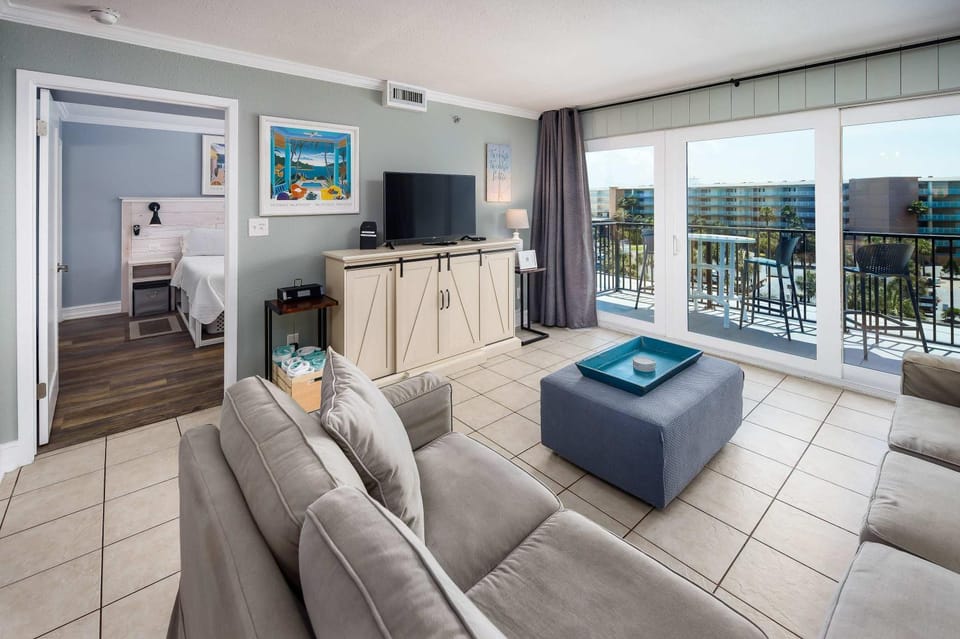 Sea Oats 611 Gulf front condo House in Okaloosa Island